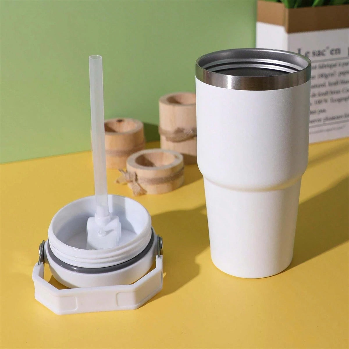 HydraCarry™ Vacuum Insulated Travel Tumbler